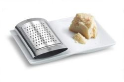 Blomus - tarka do parmezanu  Sitio