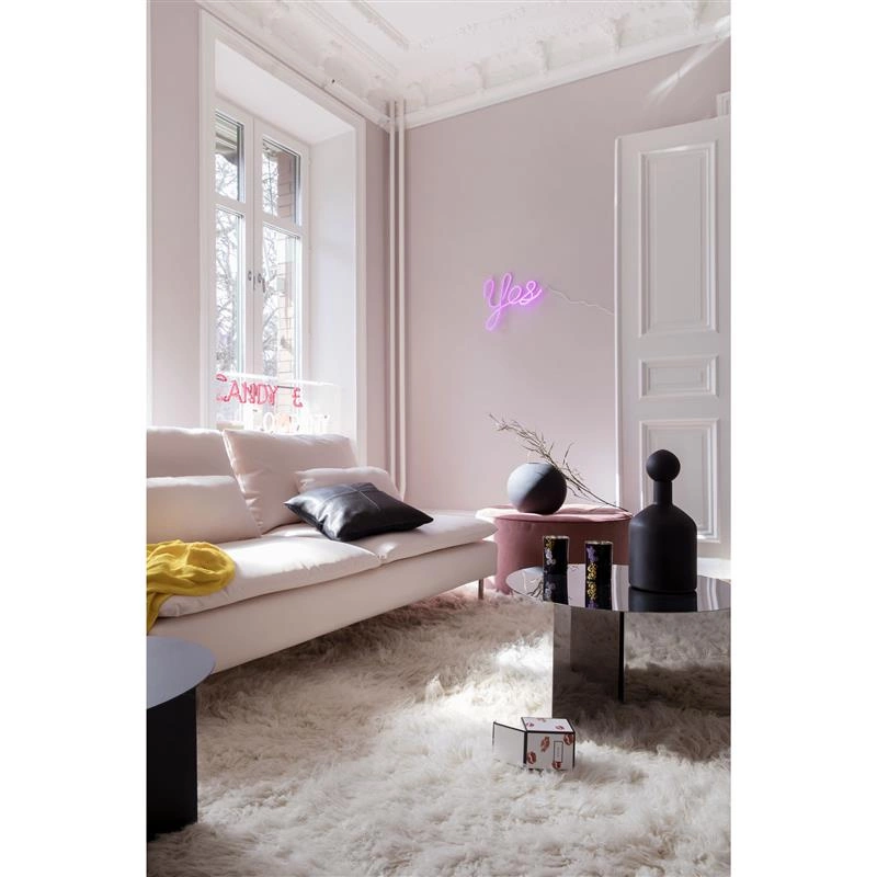 Victorian - świeca zapachowa Splendid: czerwona porzeczka, do 45 godzin, śred. 8 x 10,5 cm Splendid