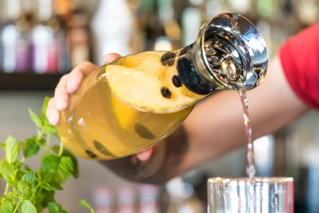 Vialli Design - Karafka Drip-Free 1300 ml Amo