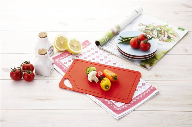 CandL - Mata kuchenna do krojenia 26x17 czerwona