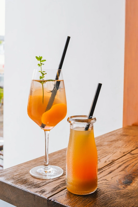 Vialli Design - Słomki szklane czarne 20cm zestaw 6 sztuk ze szczoteczką