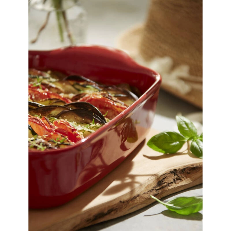 Emile Henry - Naczynie do zapiekania 22x14,5cm - czerwony