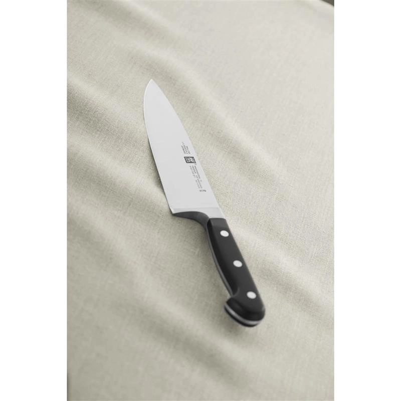 Zwilling - Nóż szefa kuchni Professional S 16 cm