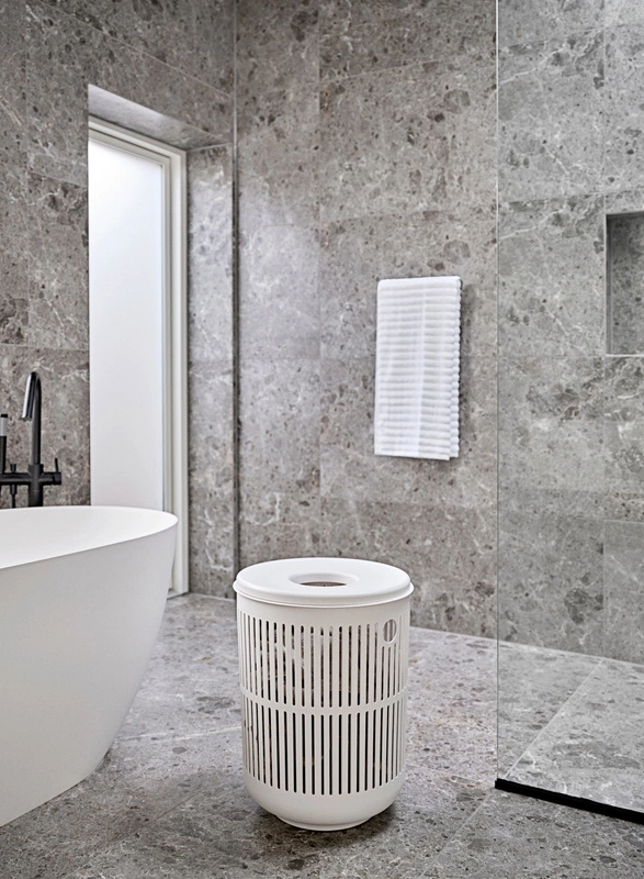 Zone Denmark - Kosz na pranie 60 l Ume White