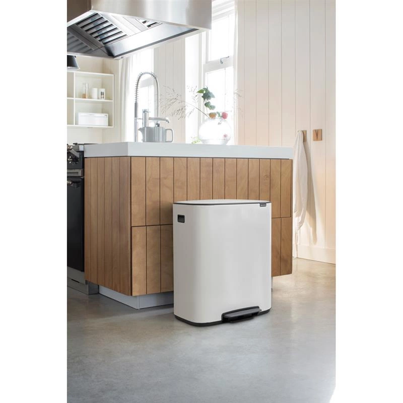 Brabantia - Kosz na śmieci pedałowy Bo 2x30L biały