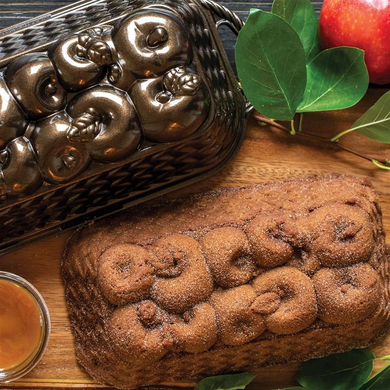 Nordic Ware - Forma do ciasta kosz jabłek