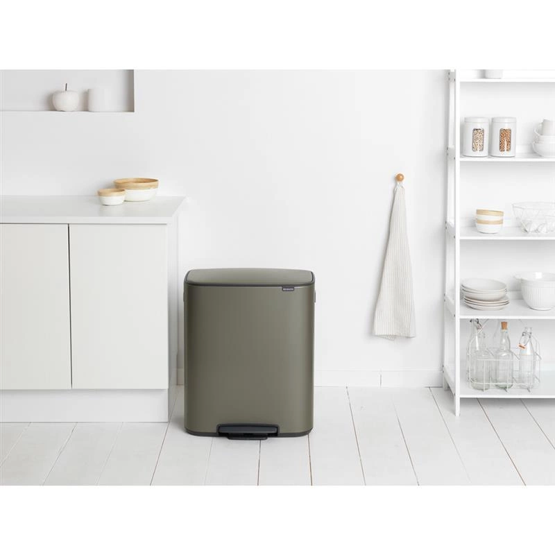 Brabantia - Kosz na śmieci pedałowy Bo 2x30L platynowy