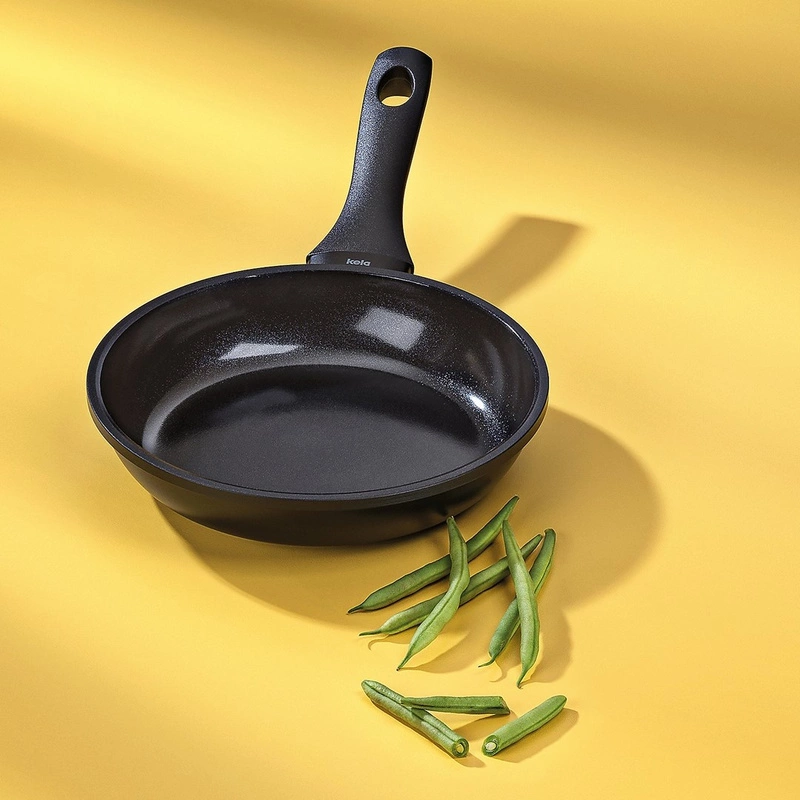 Kela - Patelnia ceramiczna 20cm czarna Atura