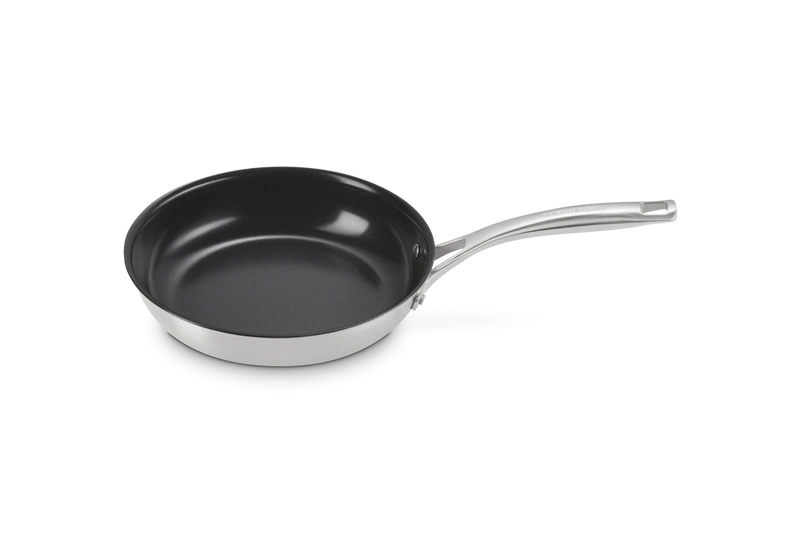 Le Creuset 3-ply dwie patelnie stalowe z powłoką 24/28 cm