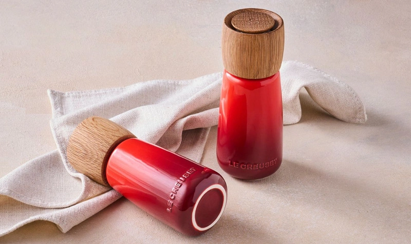 Le Creuset - młynek do pieprzu kamionka foret