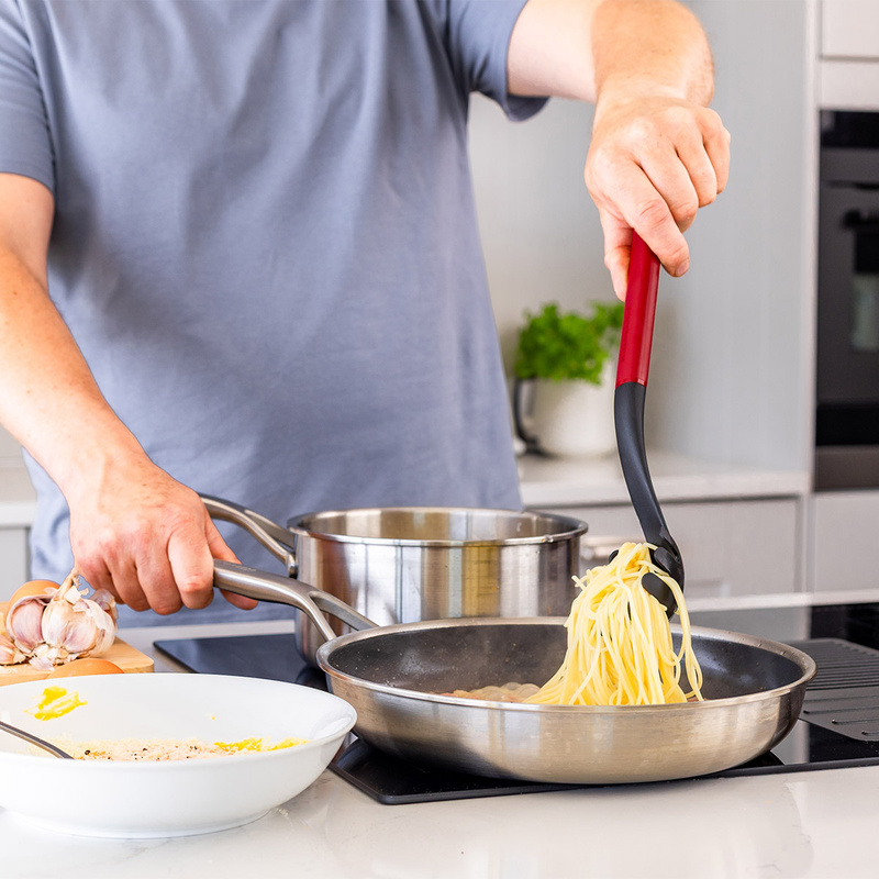 KitchenAid Culinary Tools - łyżka do makaronu Empire Red