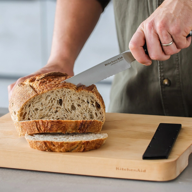 KitchenAid Culinary Tools - nóż do chleba 20 cm z osłonką