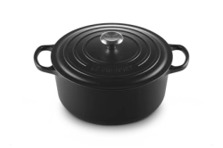 Le Creuset - garnek żeliwny emaliowany Signature 28 czarny