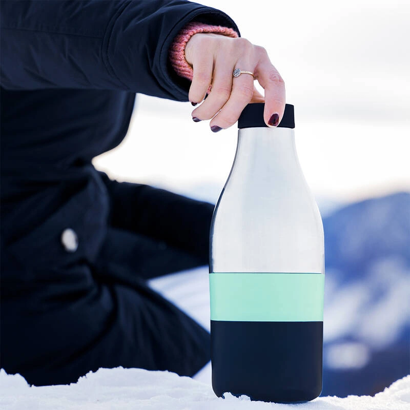 Trebonn - Pojemnik na jedzenie i wodę w kształcie butelki 3w1