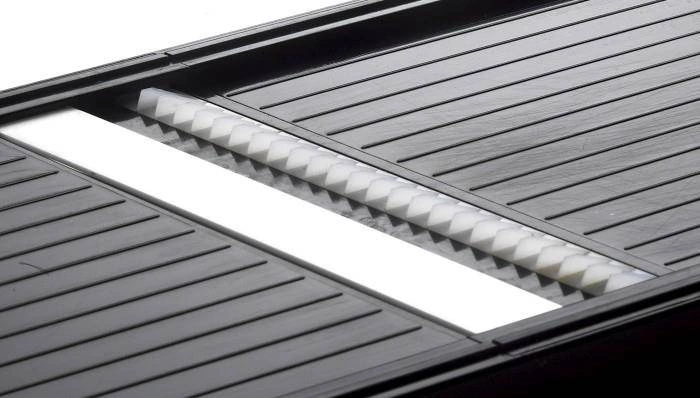 Kyocera - Krajalnica julienne czarna