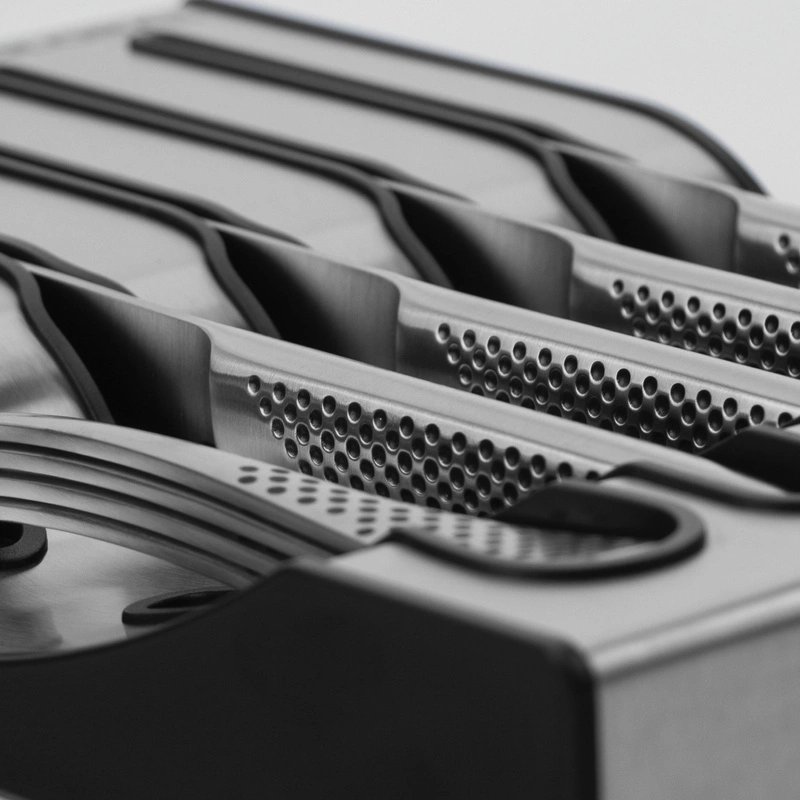 Global - Zestaw noży do steków dla 4 osób z bazą Dock Steak Set