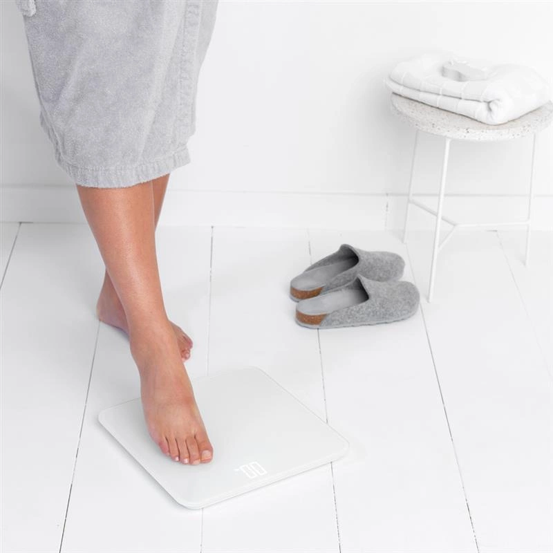 Brabantia - Waga łazienkowa cyfrowa ReNew biała