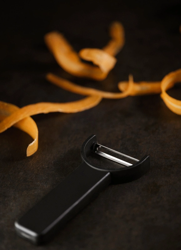 Zone Denmark - Obieraczka do warzyw 6 cm Singles Black