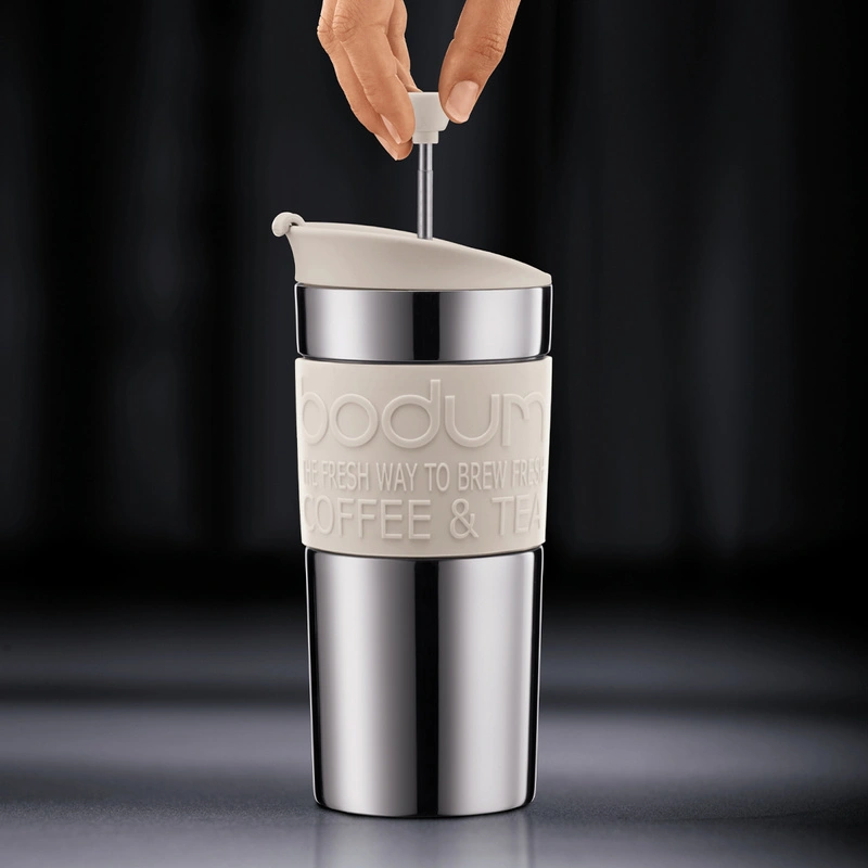 Bodum - kubek z zaparzaczem tłokowym do kawy Travel Press 350 ml Off white