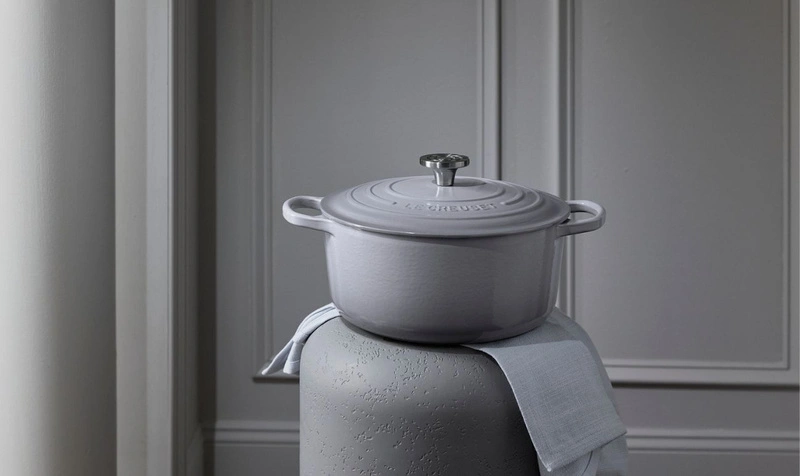 Le Creuset brytfanna żeliwna emaliowana Signature okrągła 24 cm 4.2l chateau