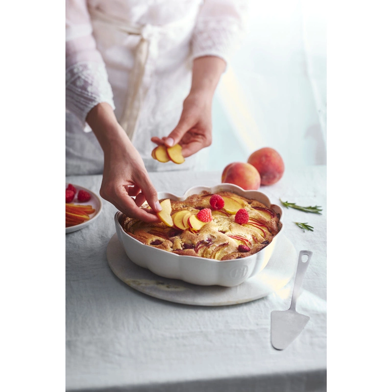 Emile Henry - Naczynie do zapiekania w kształcie serca kremowe