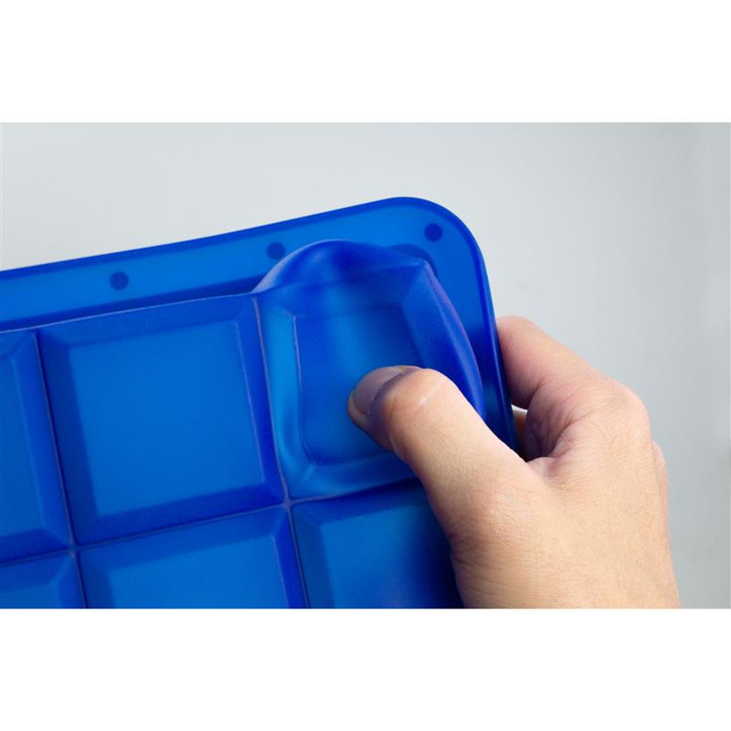 Lurch - foremka na lód, 12 dużych kostek, silikon platynowy, rozmiar kostki 5x5x5 cm, niebieska Ice Former Arctic