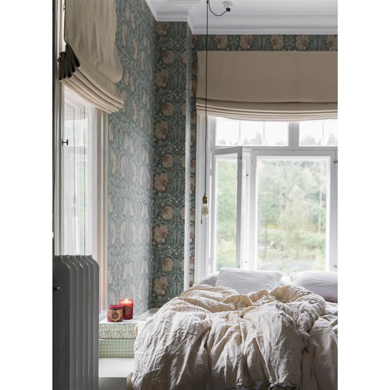 Victorian - świeca zapachowa Pepper & Sandalwood Spice: pieprz i sandałowiec, do 30 godzin, śred. 7,5 x 8,5 cm Sense Roundbox