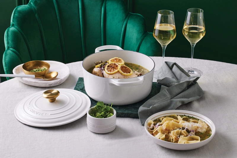 Le Creuset - garnek żeliwny Signature 24 cm 4,2 l biały