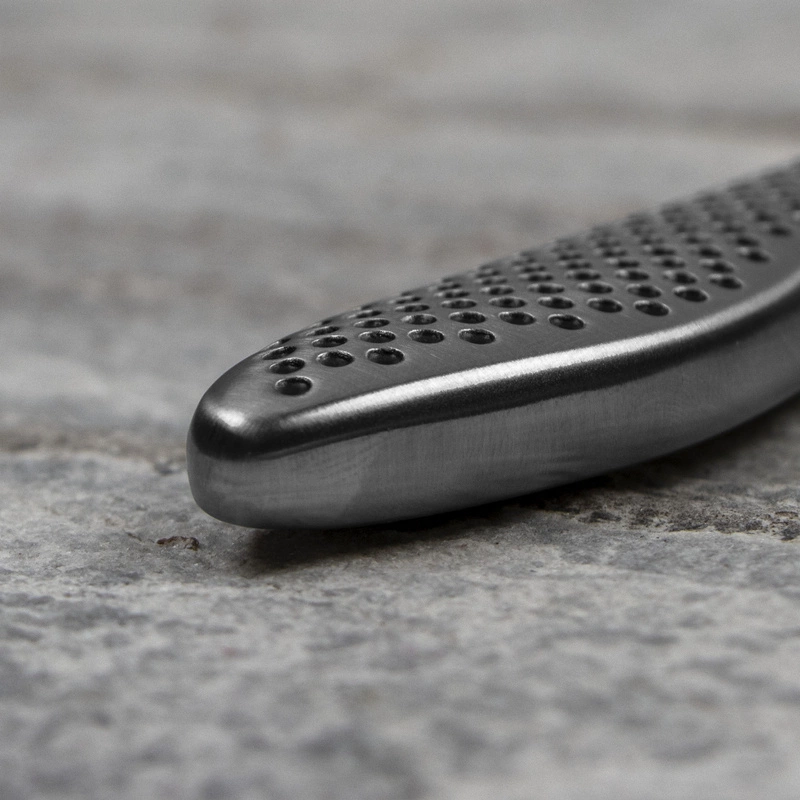 Global - Nóż Mini Santoku 11 cm żłobiony GS-57