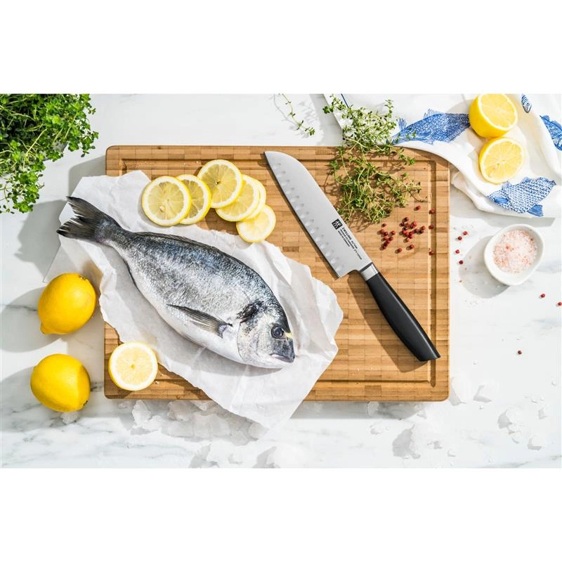 Zwilling - nóż Santoku z rowkami 18 cm srebrny All * Star