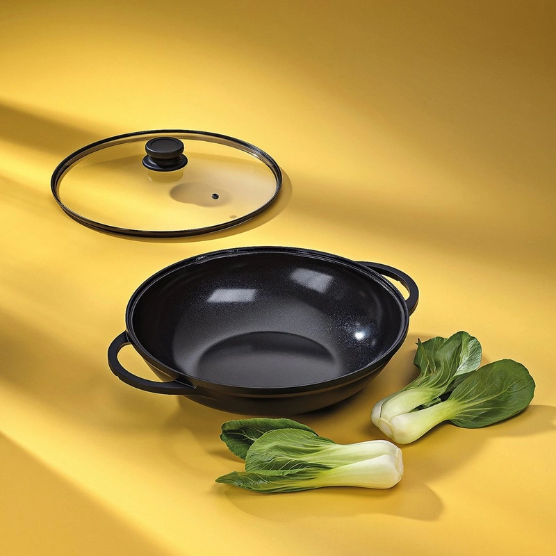 Kela - Wok z pokrywą 32cm 4 l czarny Atura