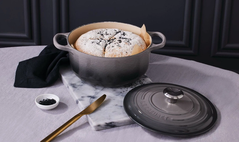 Le Creuset - brytfanna żeliwna emaliowana Signature okrągła 22 cm 3,3 l flint