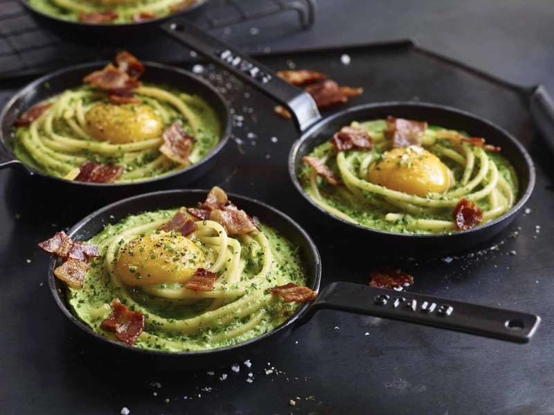 Staub - żeliwna mini patelnia do smażenia 12 cm