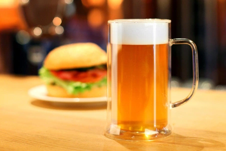 Vialli Design - Kufel do piwa z podwójną ścianką 500ml AMO