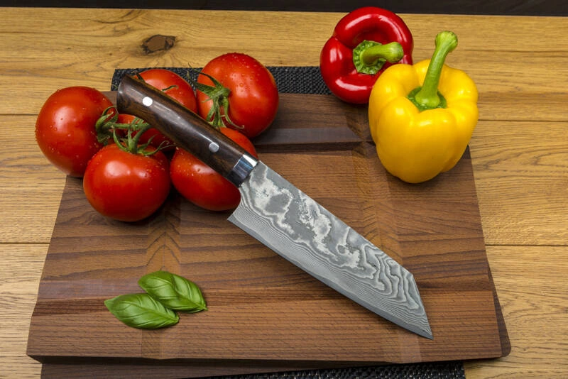 Takeshi Saji - IW Ręcznie kuty nóż Bunka 17cm Tojiro - VG-10