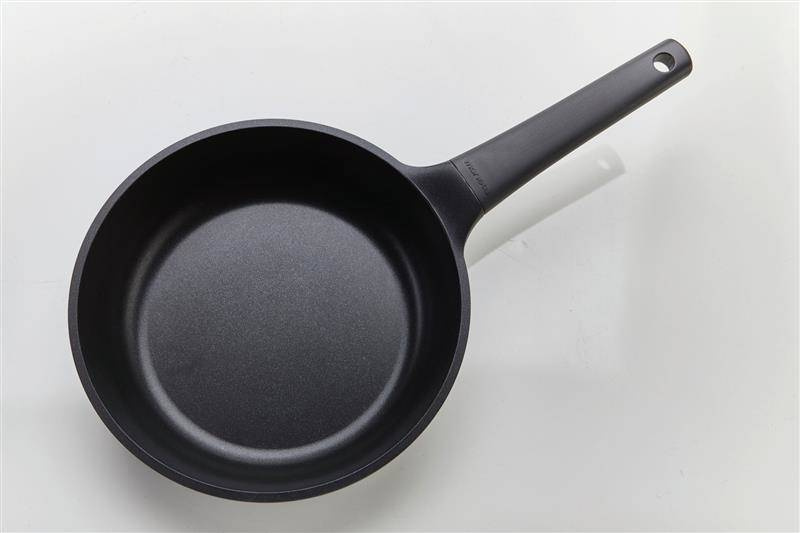 Moneta - Patelnia 24 cm Lirica indukcja