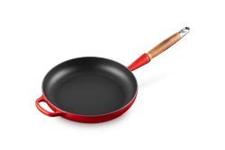 Le Creuset - patelnia żeliwna z drewnianym uchwytem 26 cm Wiśniowy
