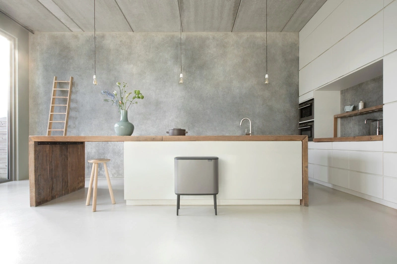 Brabantia - kosz na śmieci Bo Touch Bin 36L platynowy