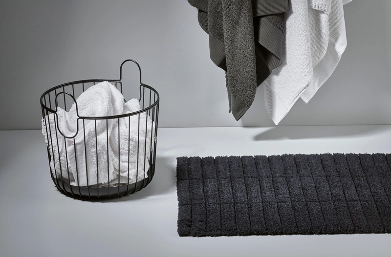 Zone Denmark - Dywanik łazienkowy 50 x 80 cm Tiles Black