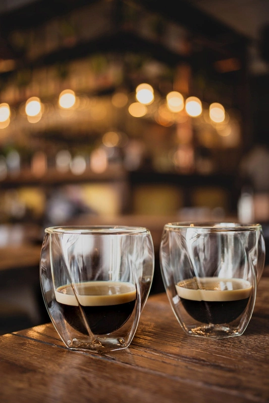 Vialli Design - Zestaw 2 szklanek z podwójną ścianką Cristallo 250 ml