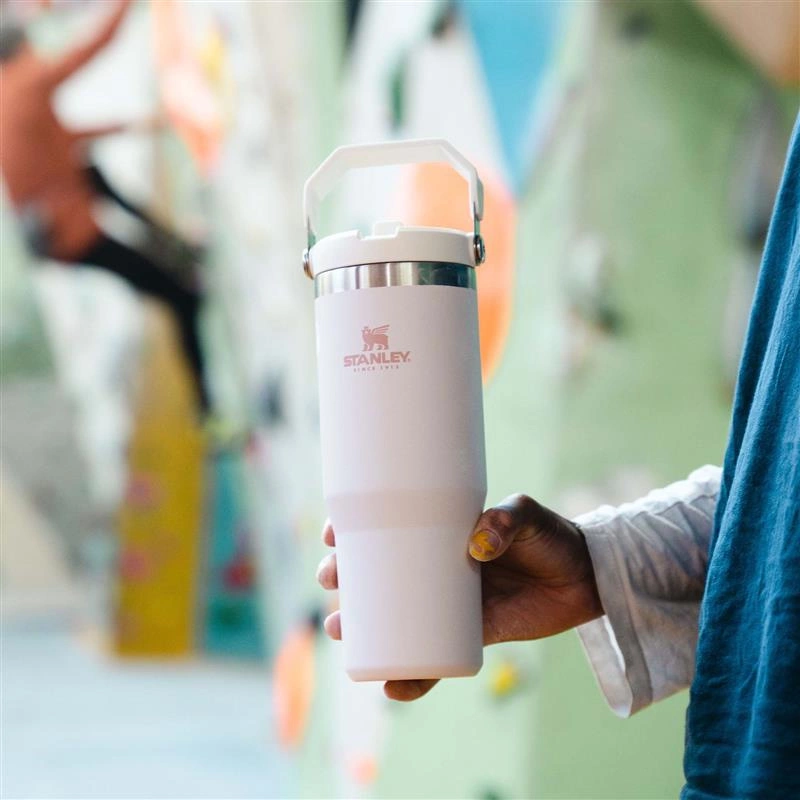 Stanley - kubek The IceFlow Flip Straw Tumbler 0,89 L Rose Quartz