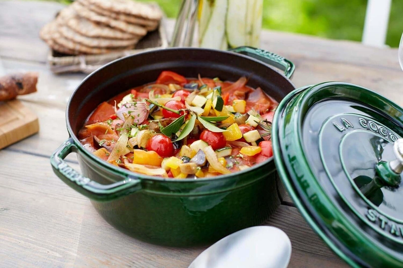 Staub - garnek brytfanna żeliwna zielona 6,7 l 28 cm