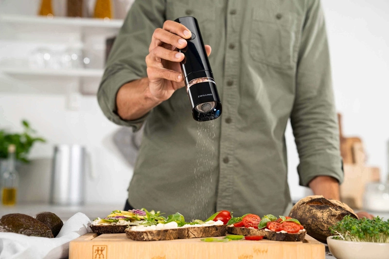 Zwilling - młynek elektryczny do przypraw czarny Enfinigy