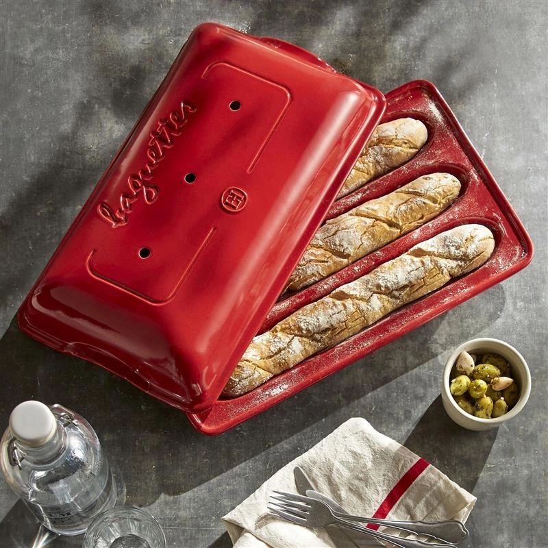 Emile Henry - Forma do wypieku 3 bagietek typu paryskiego - czerwony