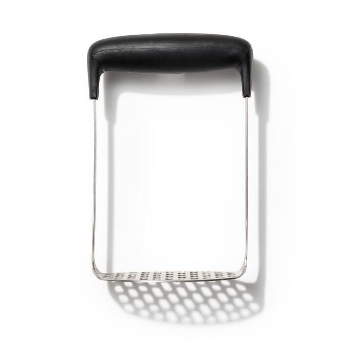 OXO - Praska do ziemniaków stal, czarna, Good Grips