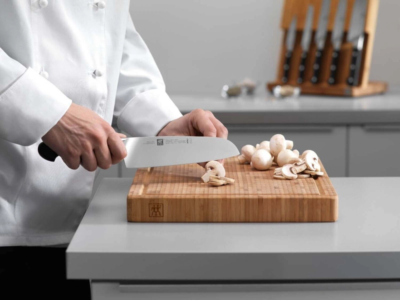 Zwilling - Nóż Santoku Pro 18 cm
