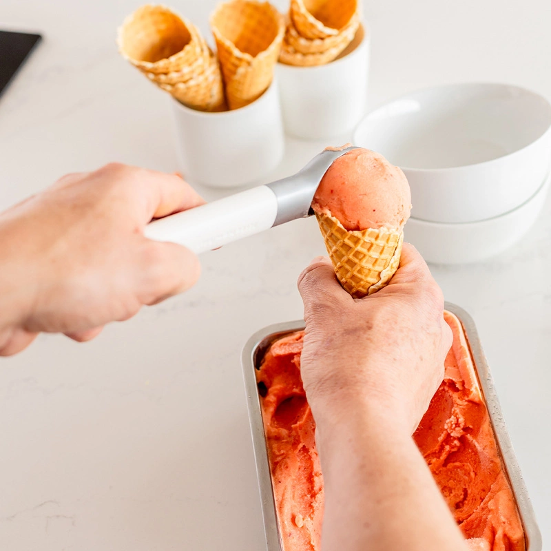 KitchenAid Culinary Tools - łyżka do lodów Porcelain White