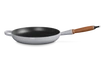 Le Creuset - patelnia żeliwna z drewnianym uchwytem 28 cm chateau