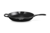 Le Creuset - patelnia Signature niska żeliwna 30 cm Czarny