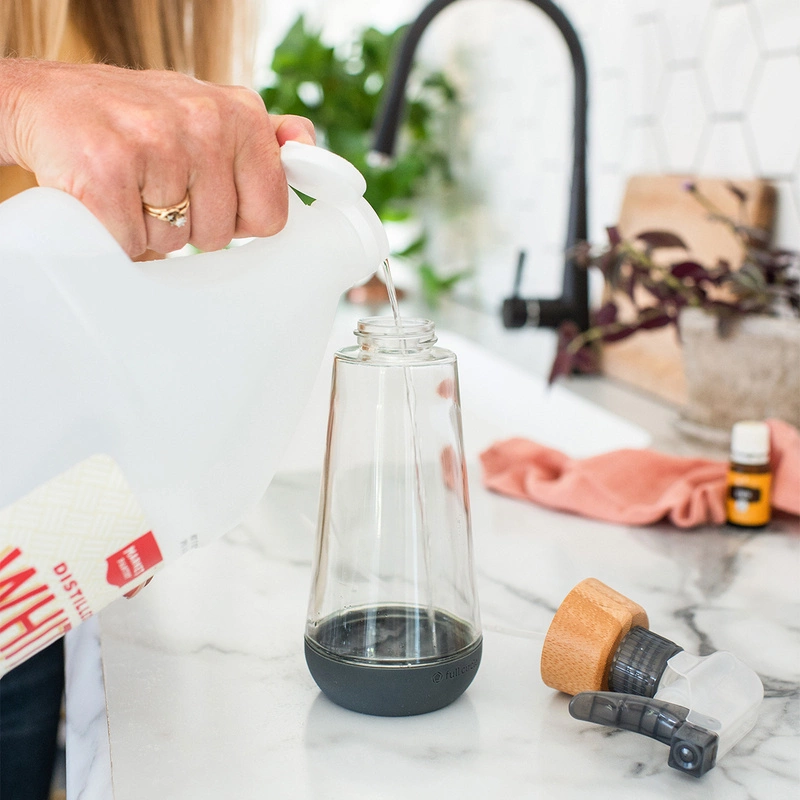 Full Circle - Szklana butelka z atomizerem Bottle Service